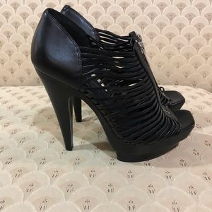 Jessica Simpson Katerina Sandal - Size 7.5